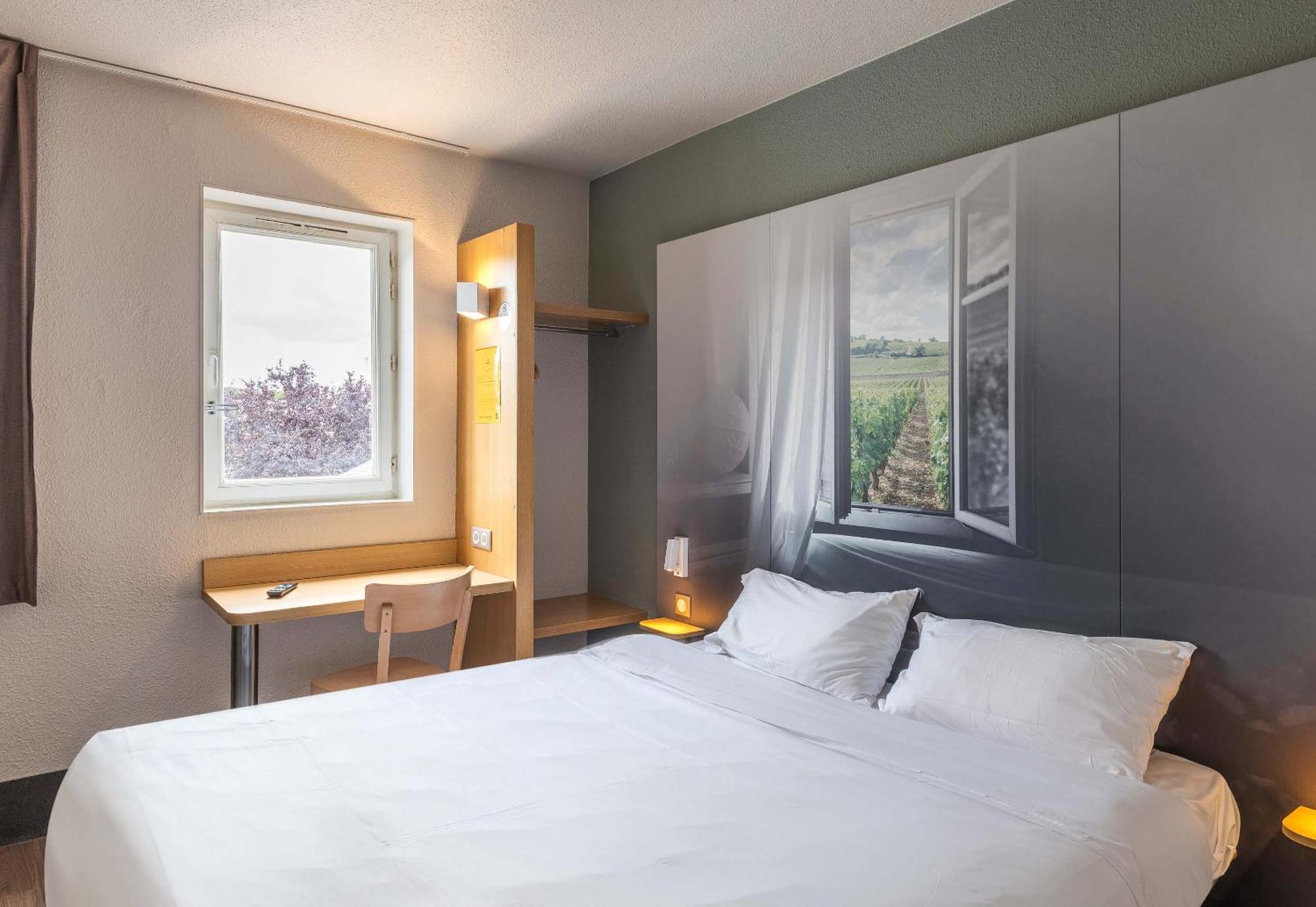 B&B Hotel Angers 2 Universite ボークーゼ エクステリア 写真