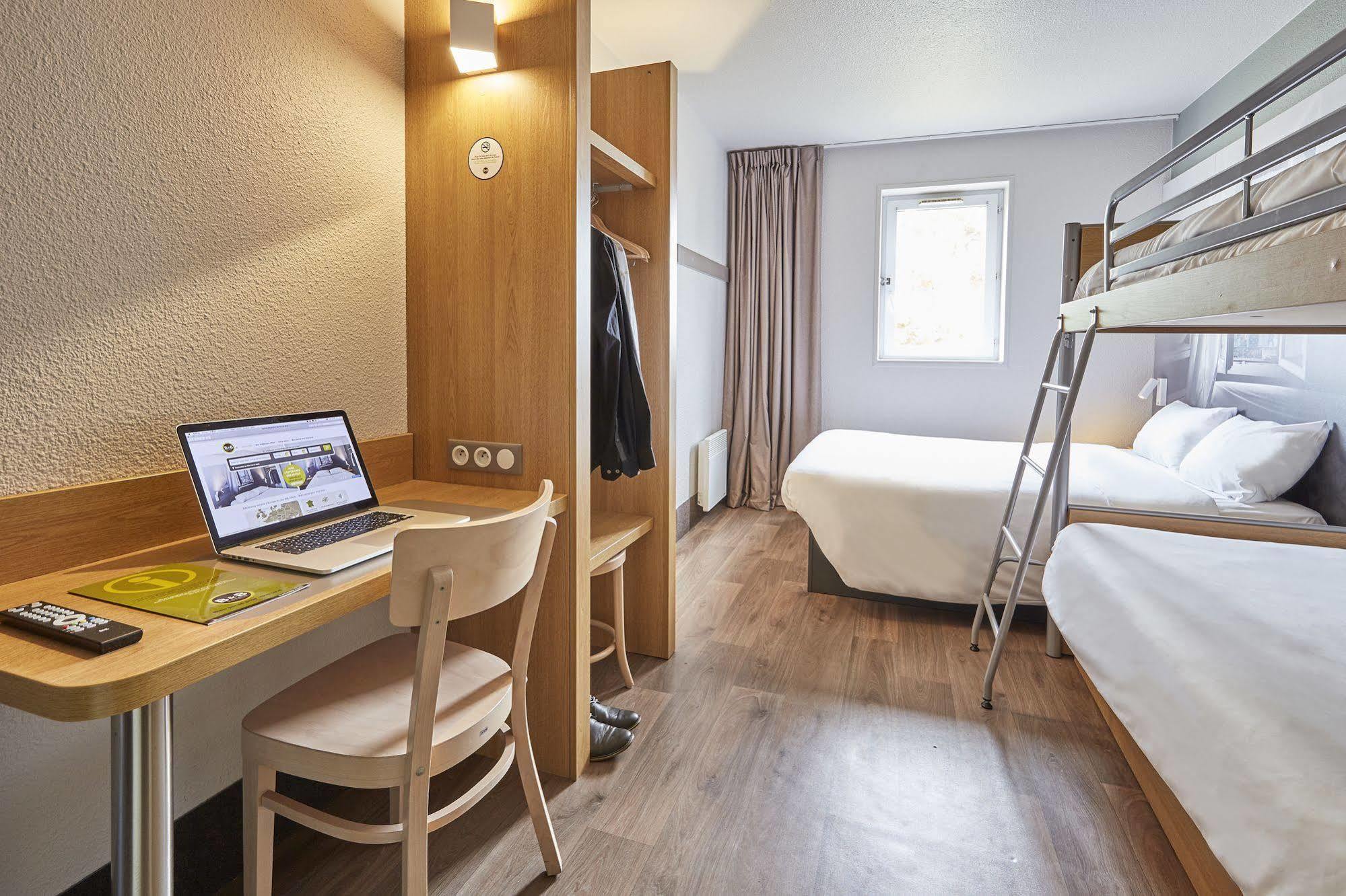 B&B Hotel Angers 2 Universite ボークーゼ エクステリア 写真